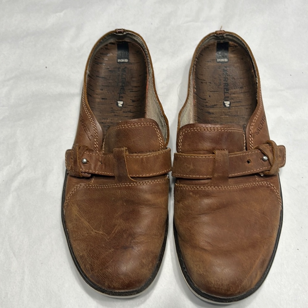 women’s slip on shoes